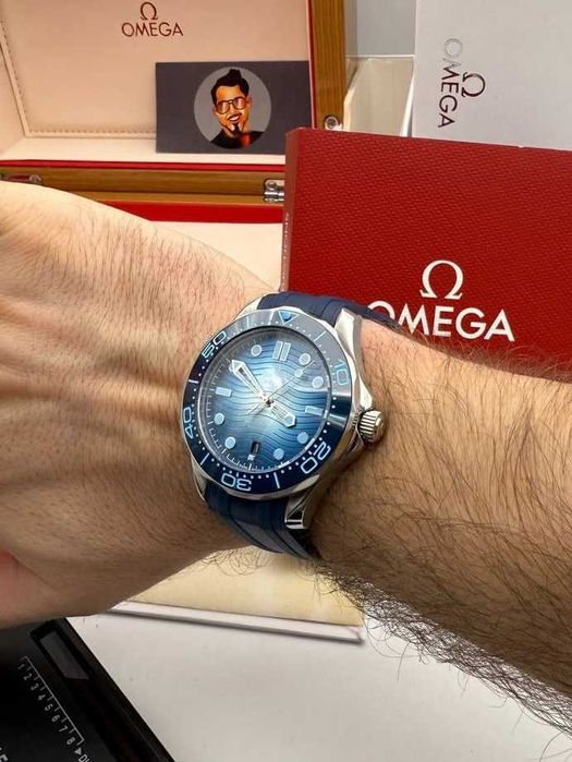 omega seamaster diver 300m silver blue