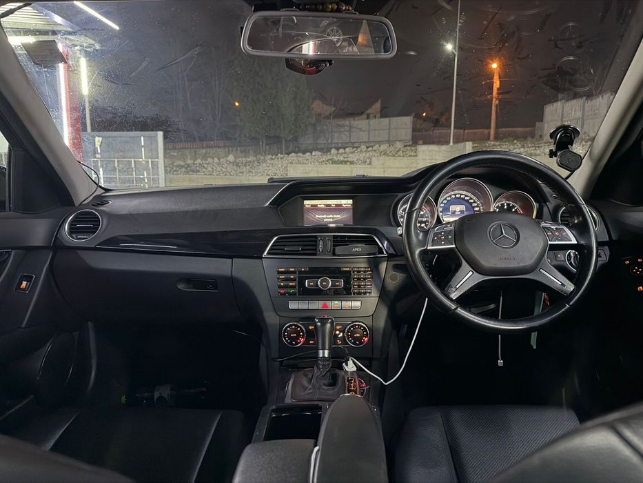 Mercedes clasa C super