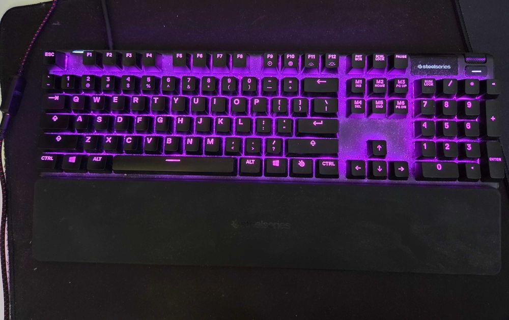 Apex PRO (0.1ms) fastest gaming keyboard