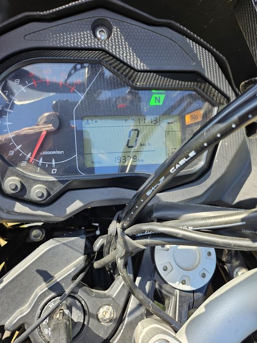 Motocicleta Benelli trk 502x,A 2
