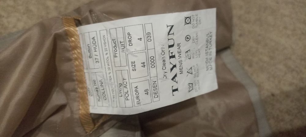 Продам костюм мужской