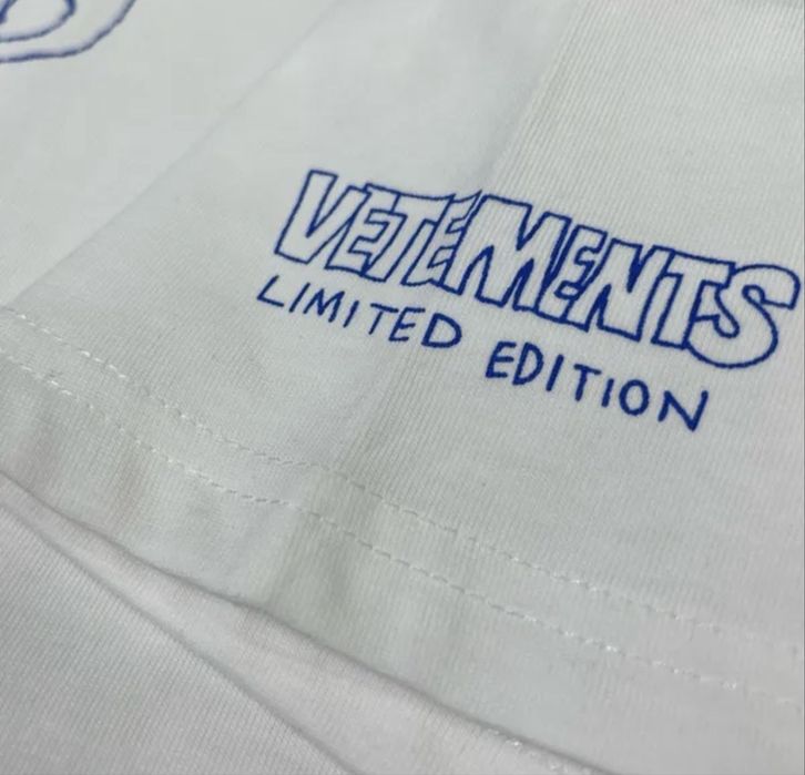 VETEMENTS Drawing T-Shirt