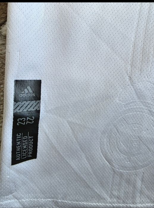 Tricou Real Madrid 2022/2023 Authentic, Benzema #9 - Mărimea S