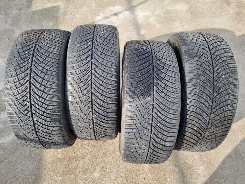 Anvelopa Iarna Pirelli P Zero Winter 2 245/45 R19 102 V