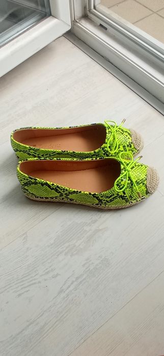 Дамски обувки тип балеринки