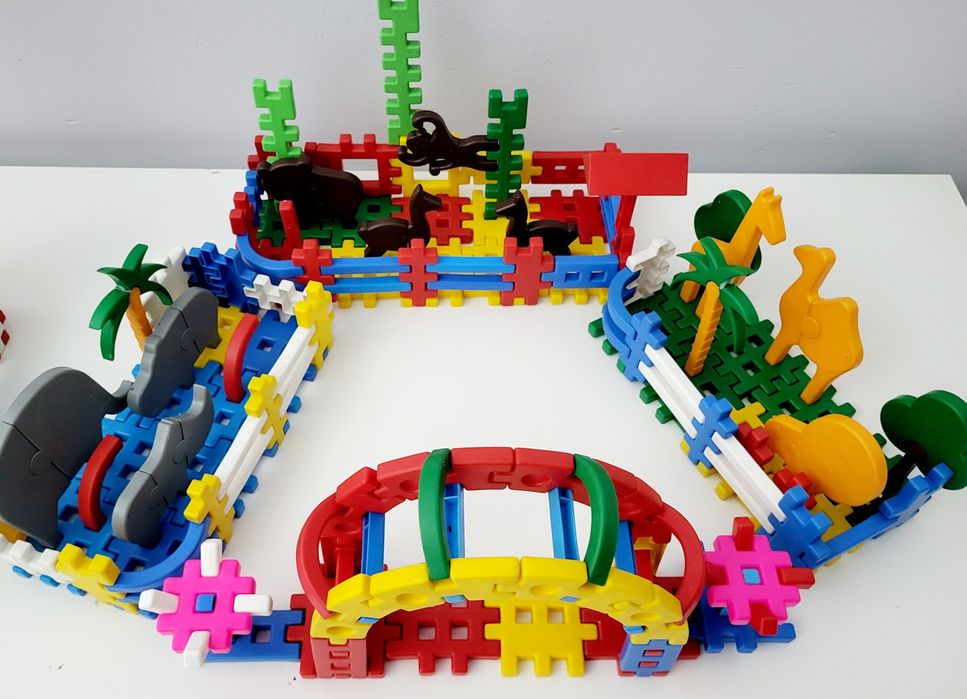 Конструктор  уникальный 800эл