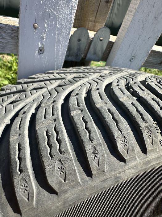 Гуми BfGoodrich Gforce winter 2 15 цола