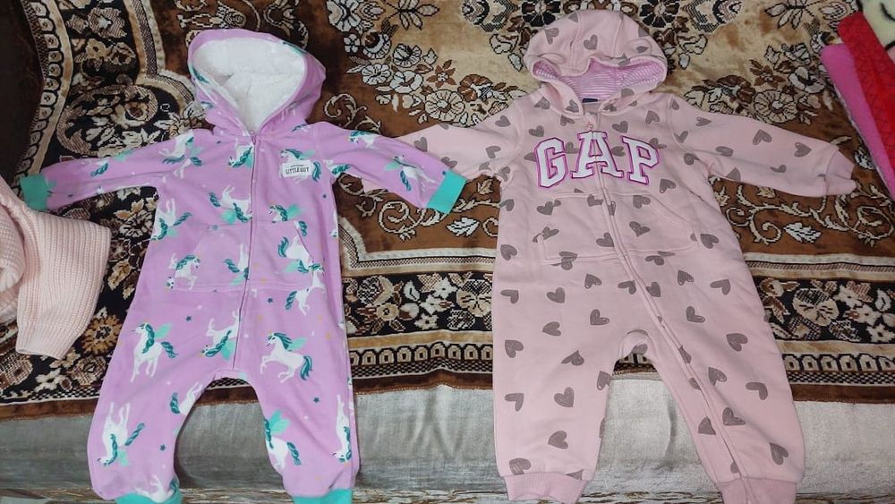 В хорошем состояний детская одежда