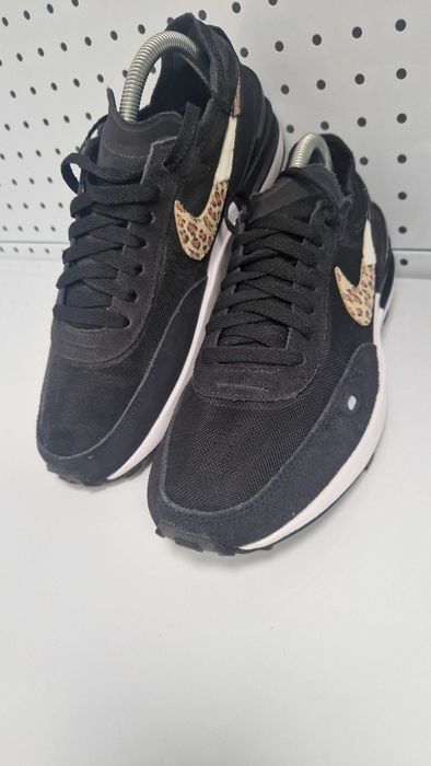 Оригинални дамски маратонки- Nike Waffle One