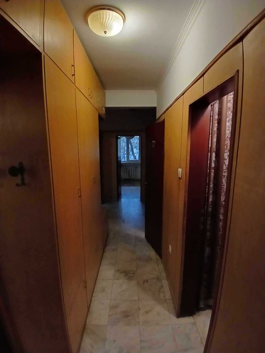 Дава се под наем Тристаен апартамент в София, Лозенец - 85 кв.м за 714 € - Снимка #8