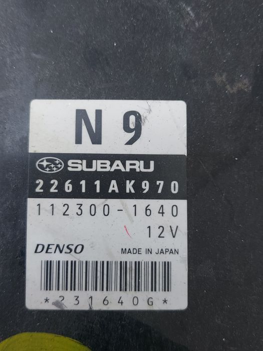 Компютер двигателя Subaru Outback EZ30.