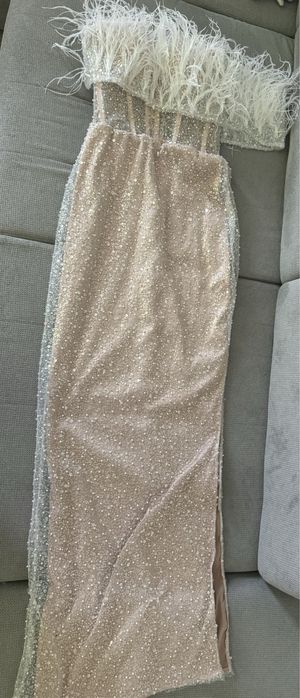 Vand rochie facuta la comanda