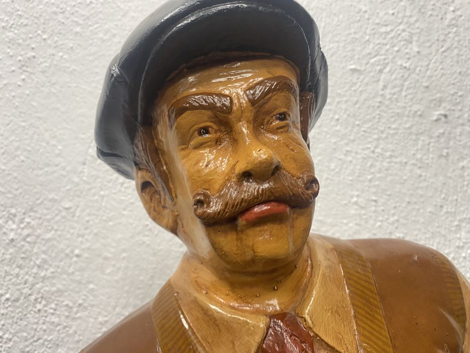 Стара френска фигура от фибростъкло 1960 г