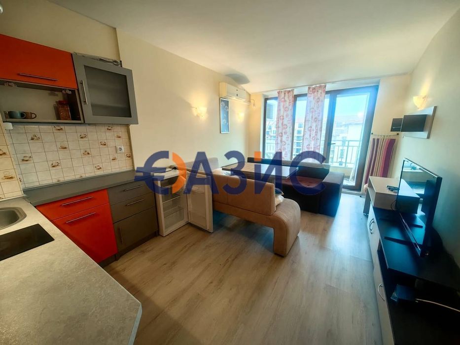 Продава се Тристаен апартамент в к.к. Слънчев бряг - 88 кв.м за 693 €/кв.м - Снимка #10