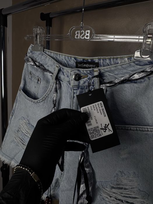 Pantaloni Scurti Damă Yves Saint Laurent
