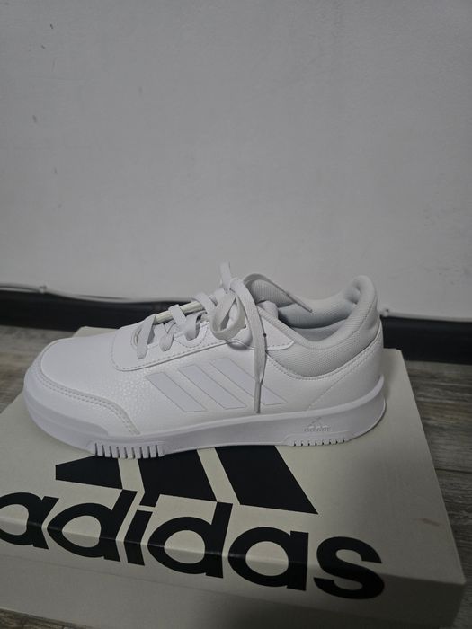 Маратонки Adidas