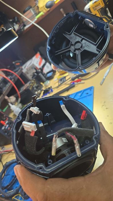 Продавам JBL xtreme 4 GG на части