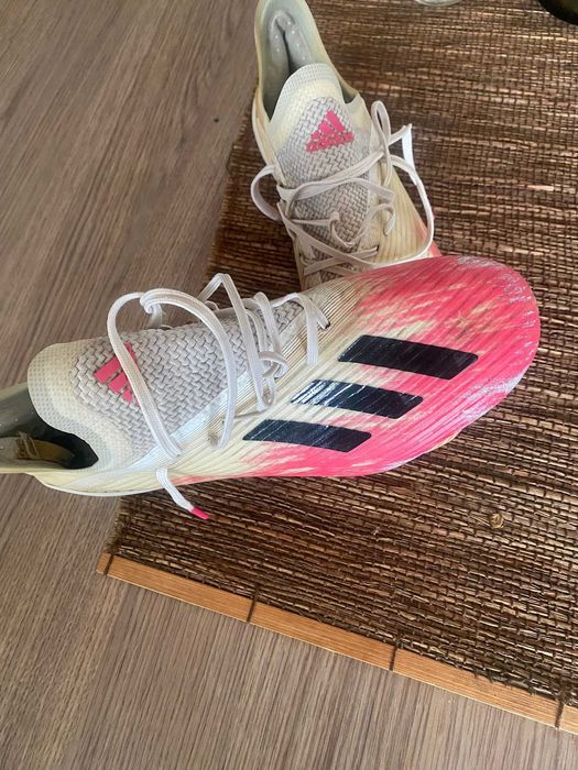 Ghete fotbal, adidas, puma, 250 buc.