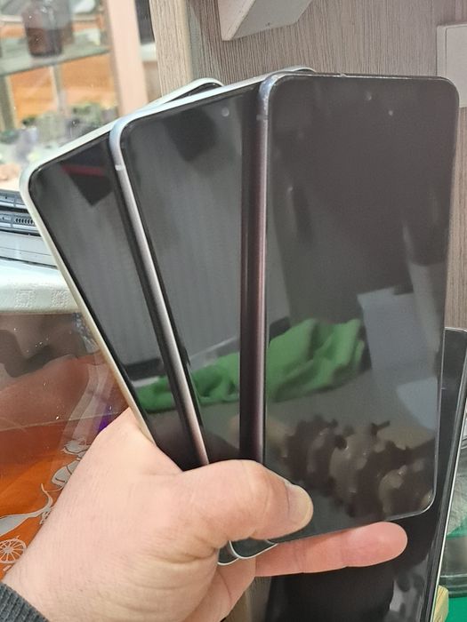 Samsung S21 Fe xotirasi 8/128GB