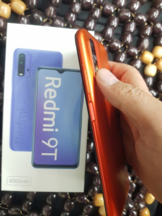Redmi 9T 128/gb Xolat yaxshi Karopka bor