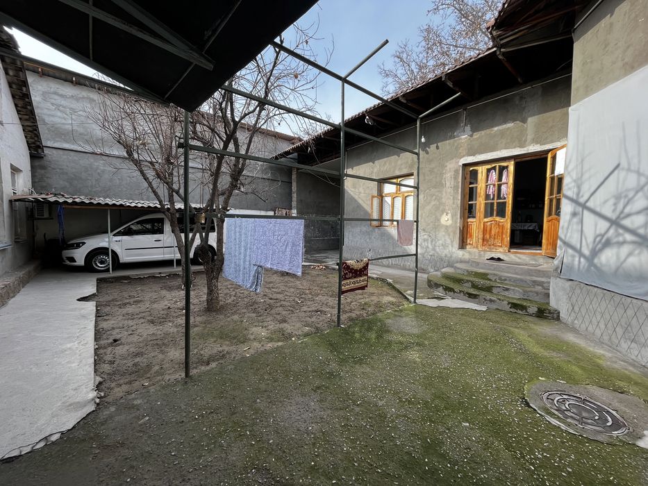 Первая линия! Срочно ! Яшнабад.р-н 5.2 сотки под строительство