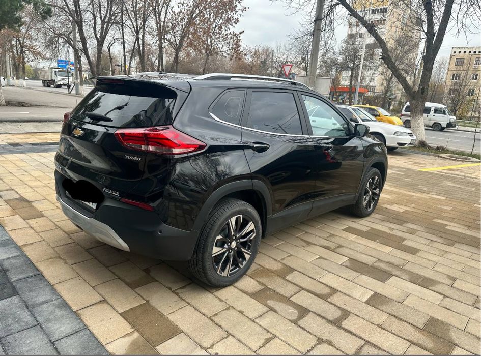 Tracker 2023 Premier