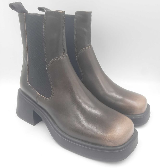 Superbe botine retro /ghete chelsea VAGABOND noi piele naturala degradee foarte comode si usoare 40