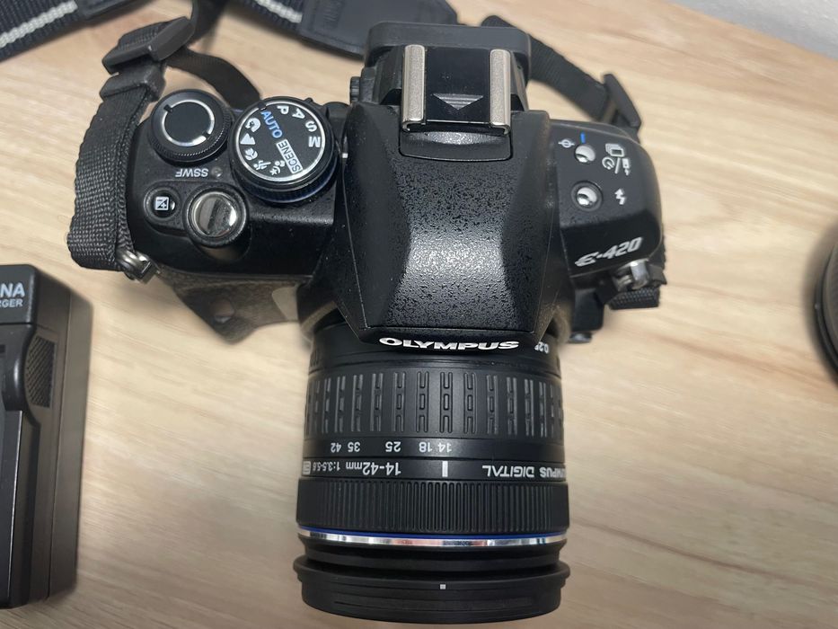 Olympus e420 e-420 si 2 obiective