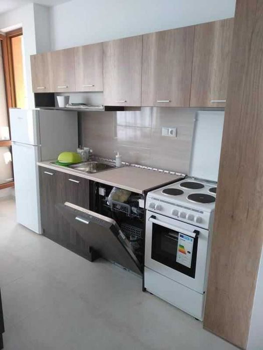 Продава се Тристаен апартамент в София, Банишора - 75 кв.м за 2240 €/кв.м - Снимка #1