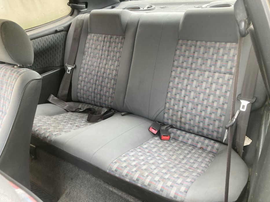 Toyota Corolla 1.3 Бензин