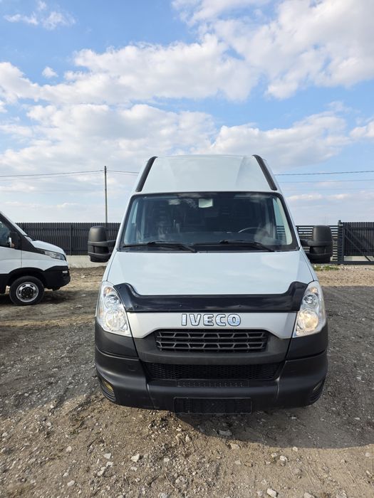 Iveco Daily 35c17 *6 locuri*/duba