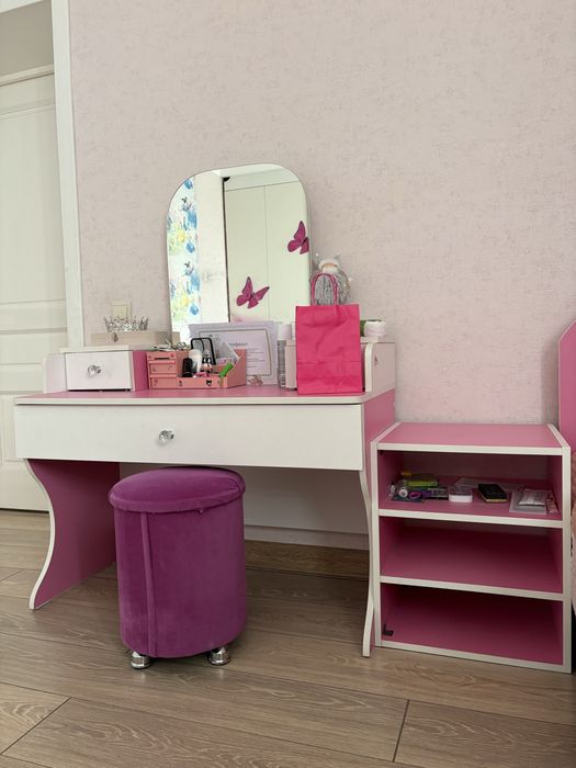 Детский гарнитур для девочки