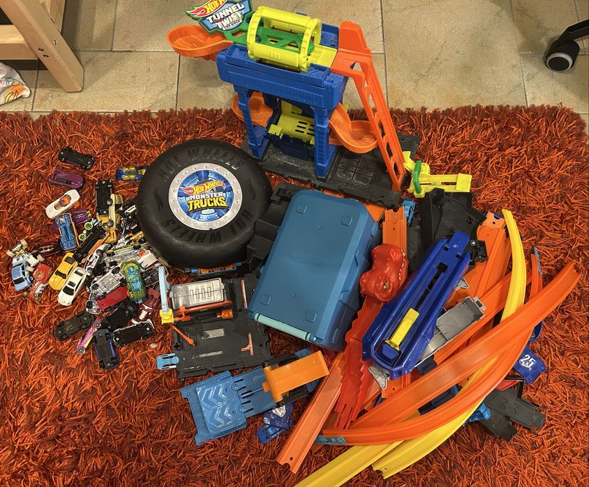 Hot wheels комбинация