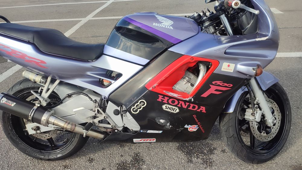Honda cbr 600 f2