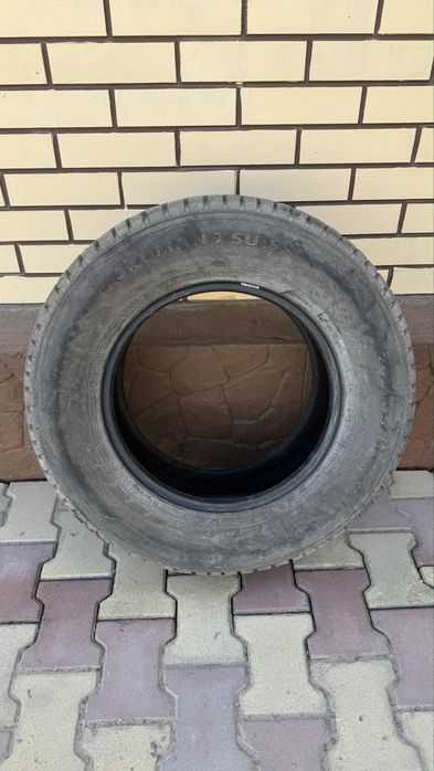 Продам шину 265 65 R17