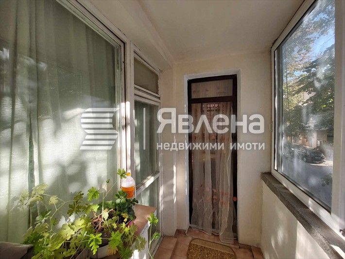 Продава се Многостаен апартамент в Ямбол, Център - 106 кв.м за 1699 €/кв.м - Снимка #9