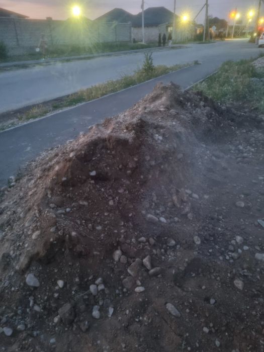 Жердын астынан шыккан кум