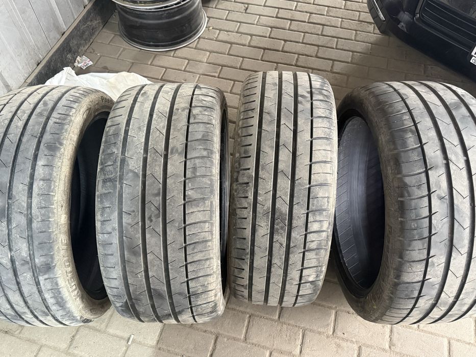 Продам шины разно широкие