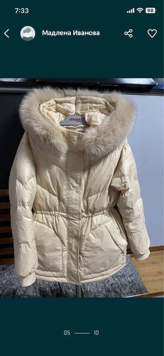 Бяло яке с качулка и естествен пух