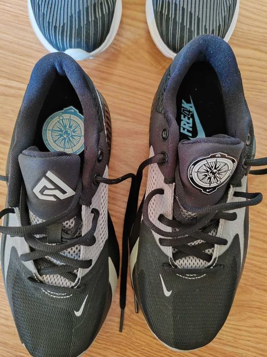 Adidași Nike Originali  2 Modele  mărimi 37.5 - 38