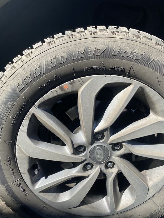 Продам зимни сербия маде бу нормалном состаяние