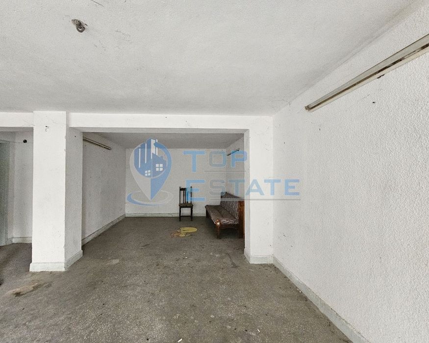 Просторно южно помещение в гр. Велико Търново