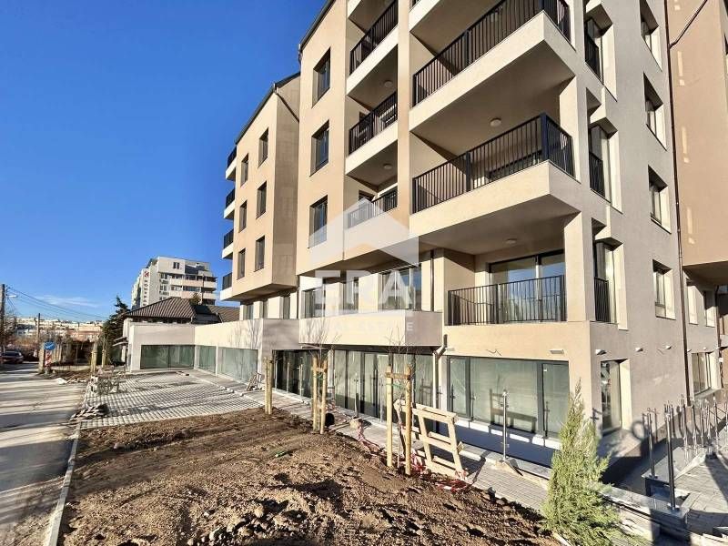 Дава се под наем Магазин в София, Овча купел 1 - 160 кв.м за 1600 € - Снимка #1