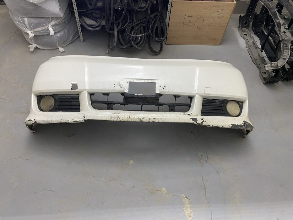 Передний бампер Alphard 10 до рест