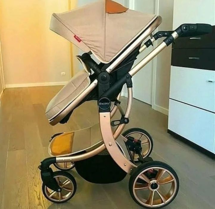 Прогулочная коляска