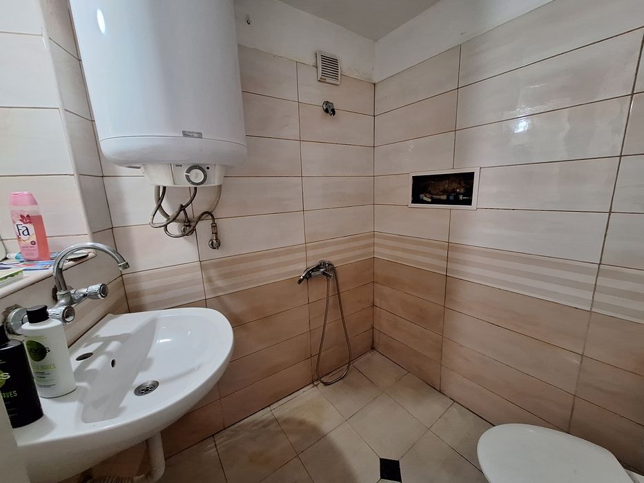 Дава се под наем  в София, Лозенец - 12 кв.м за 127.5 € - Снимка #6