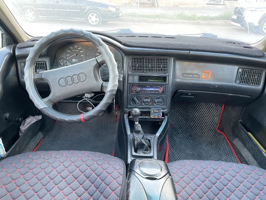 СРОЧНО Audi 80 B3 торг бар