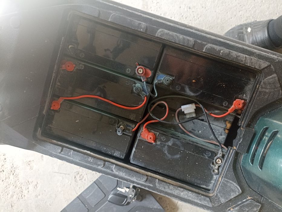 Elektron skuter sotiladi