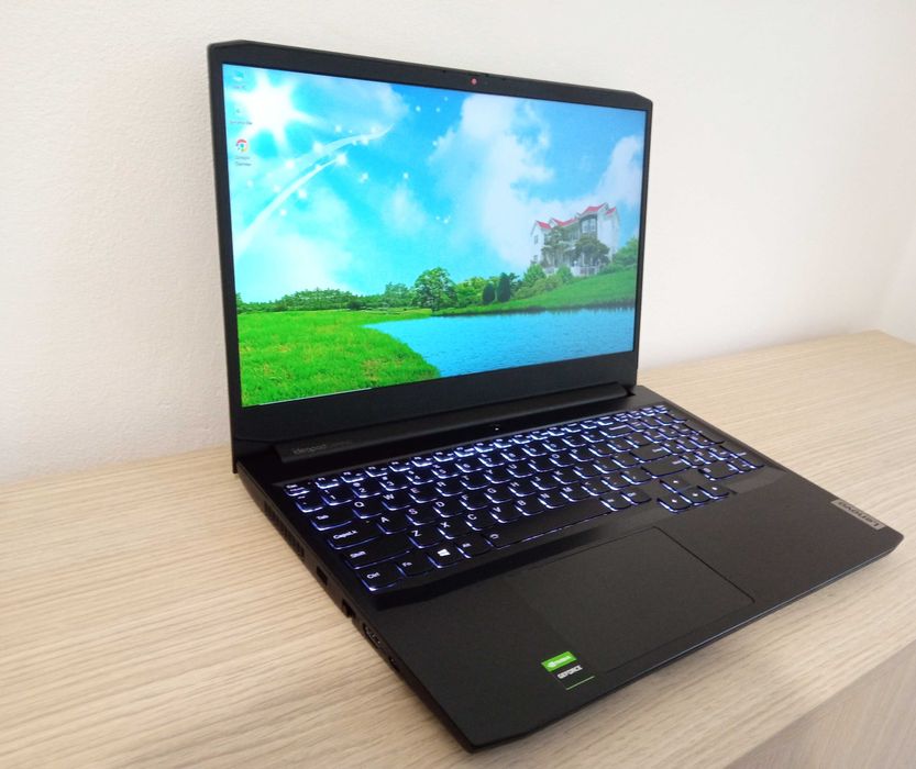 Laptop I7 Intel EXTREM GAMING NVIDIA TI TITANIUM 16GB ram placa video dedicata ecran 15.6 inch 2 placi video SSD windows 11 LENOVO LEGION