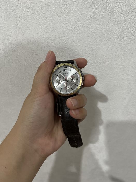 Продам Часы Casio